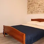 Apartment Ana 2 *