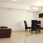 Ana 2 Sveti Filip i Jakov