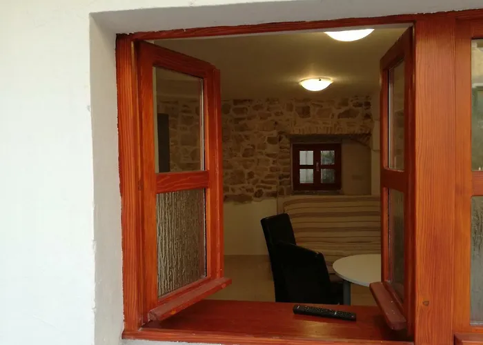 Апартаменты Ana 2 *